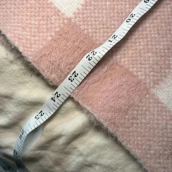 Love Scarlett pink and white checkered sweater. Size XL. - Picture 5 of 10